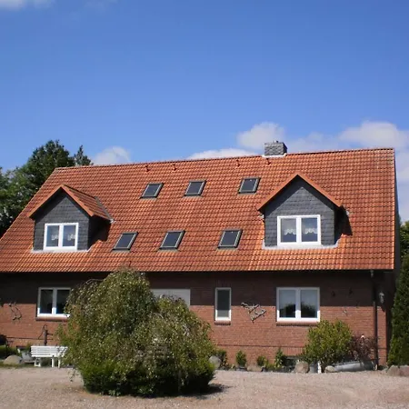 In Beliebtem Gaestehaus Mit Fahrradverleih By Interhome Apartamento *